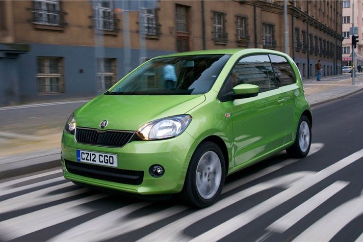 Cái tên sáng giá đầu tiên là mẫu "xế hộp" mang cái tên khá lạ lẫm - Skoda Citigo, đây là năm thứ 4 liên tiếp mẫu xe được tạp chí Autoexpress vinh danh là mẫu  xe ôtô đô thị tốt nhất tại Mỹ.